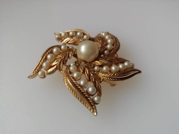 Sarahoov vintage jewelry clearance