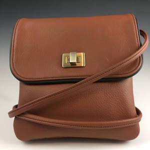Cartera multibolsillos cruzada de piel, grande