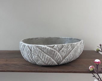 Lanaleaf concrete decor bowl, intricate leaf design bowl with ornate rustic charm