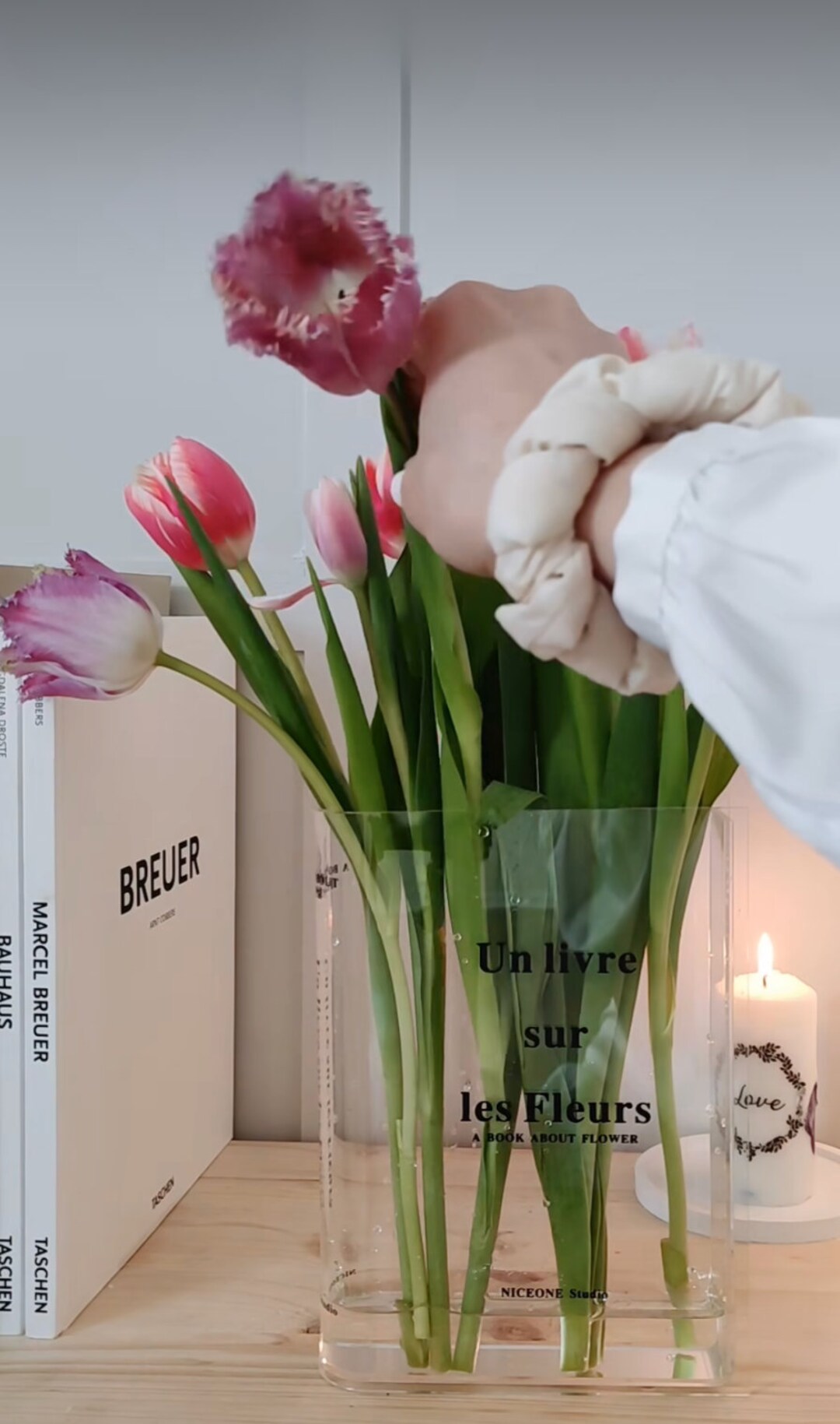 book-vase-acrylic-flower-vase-clear-flower-vase-etsy