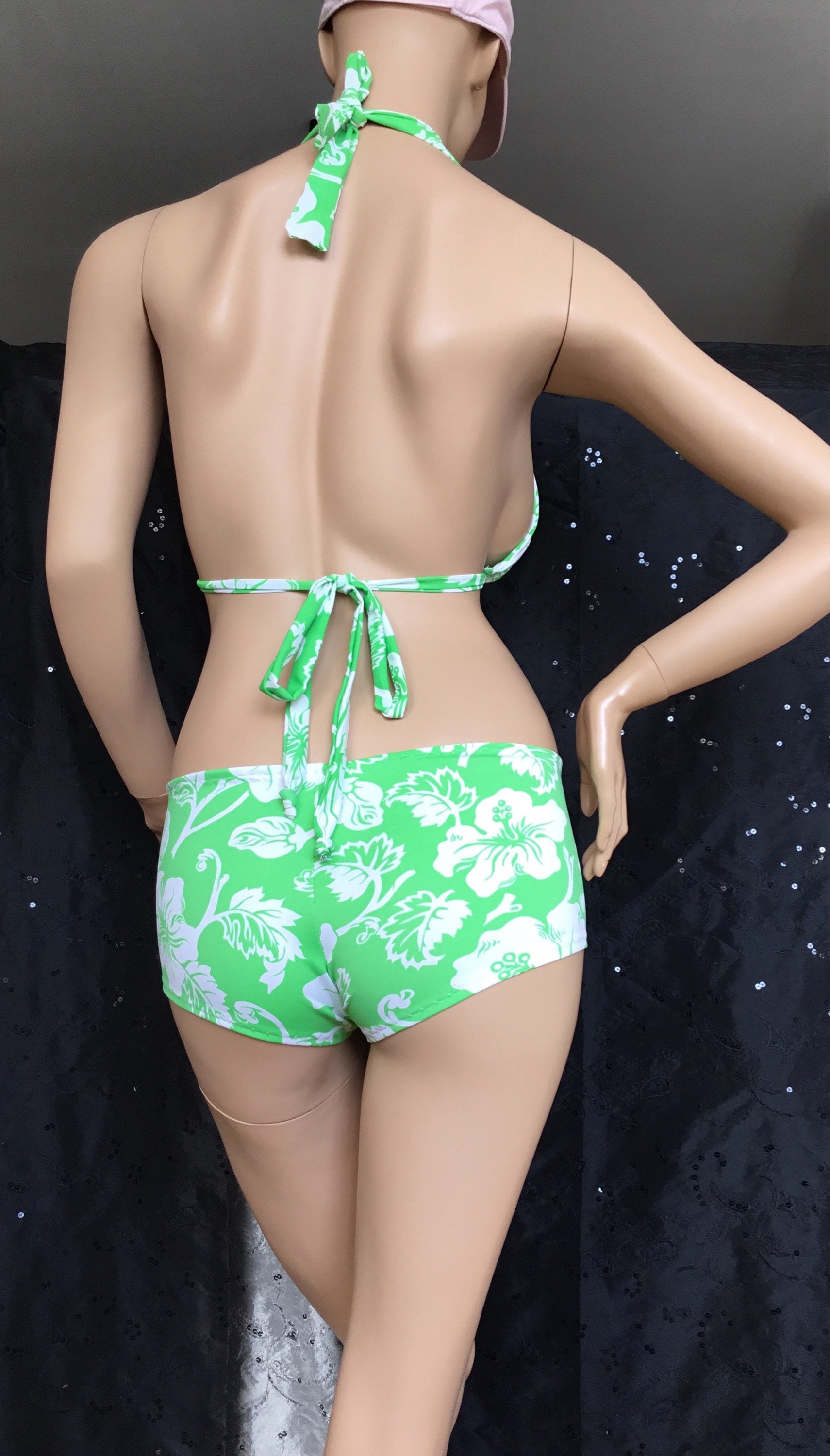 LIUguoo Women's Boho Floral Print 3 Pieces Bathing Suit Halter Cross Bra  High Waist Bottoms Bikini Set with Cover up Swimwear Green : :  Clothing, Shoes & Accessories