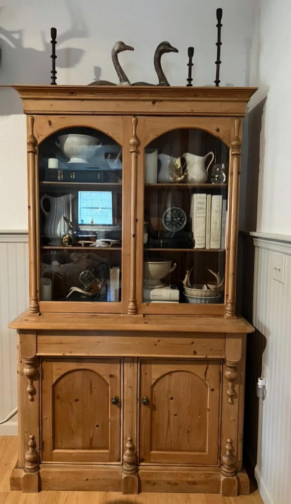 ビンテージ 鳥　オブジェ　レトロ　理科室　書斎　cabinet Antique English Pine China Cabinet Kitchen Dining Room China