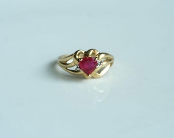 Vintage 10K Yellow Gold Diamond Accented Ruby Ring Size 7