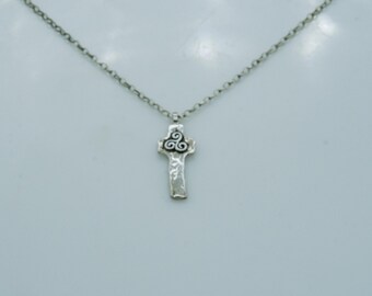 Preowned Sterling Silver Newgrange Cross Pendant Necklace - Martina Hamilton