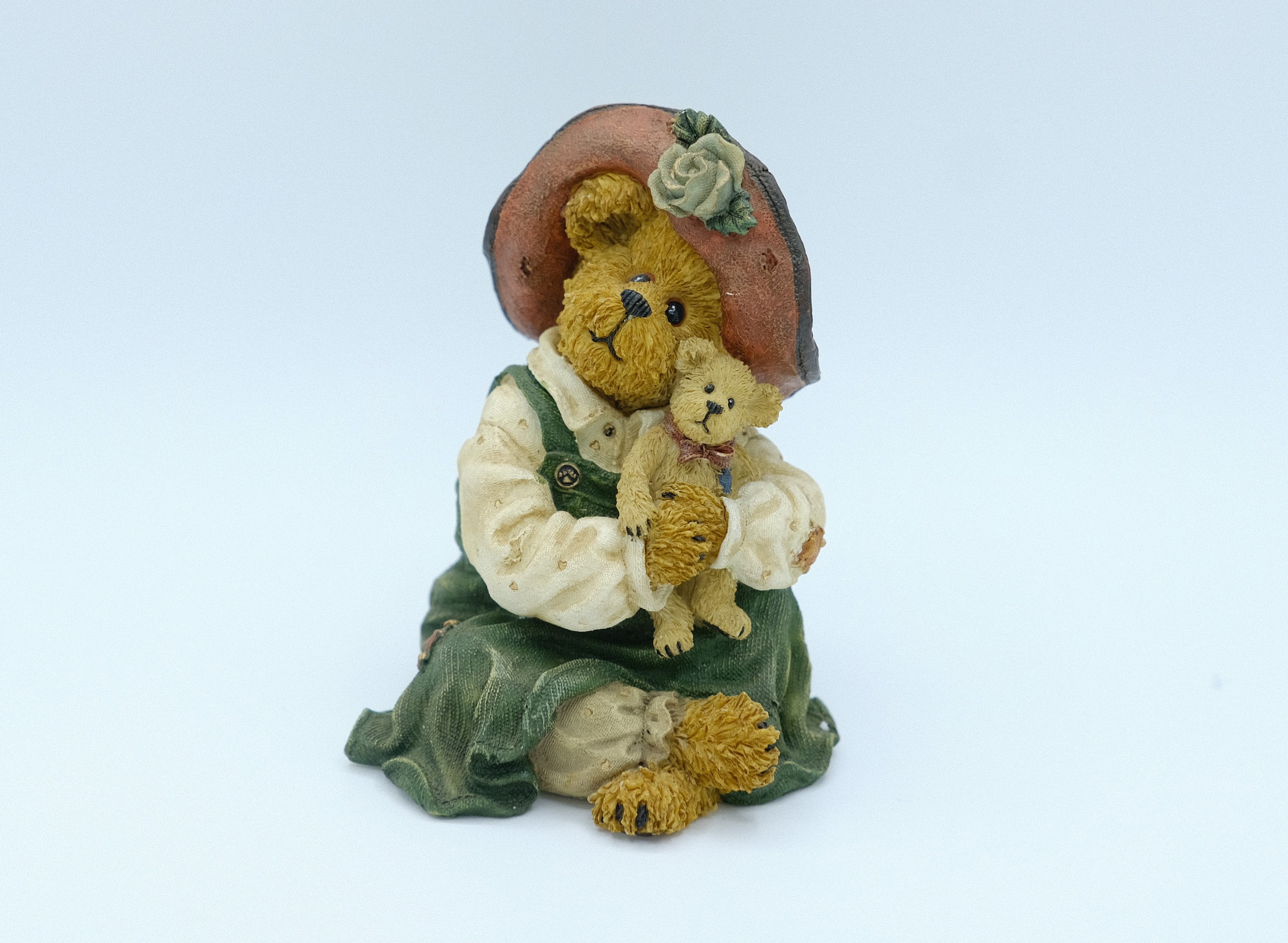 Patricia Figurine - Etsy