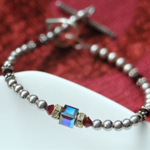 Preowned Sterling Silver Toggle Bracelet with Crystal Beads