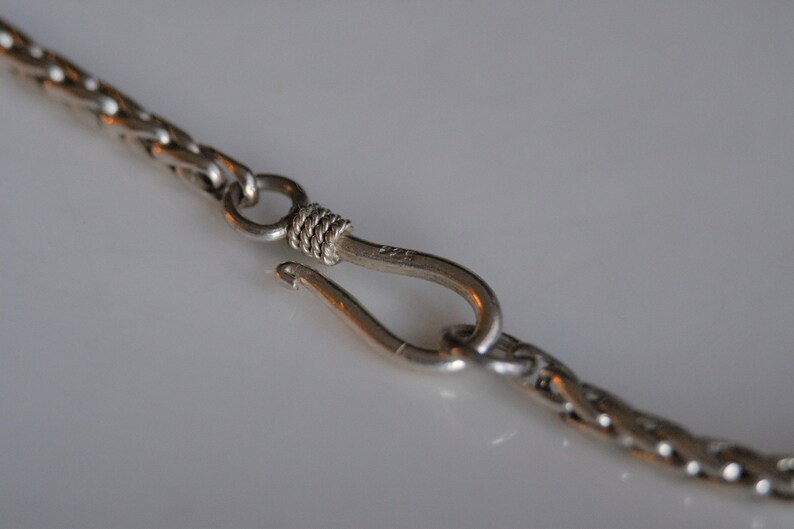 Vintage Sterling Silver Onyx Pendant with 18 inch Foxtail Weaved Chain