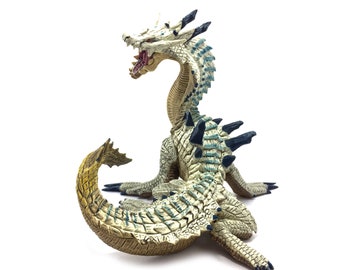 Monster Hunter Portable 3rd Capcom Ecology Book Figure Figurine - Ivory Lagiacrus