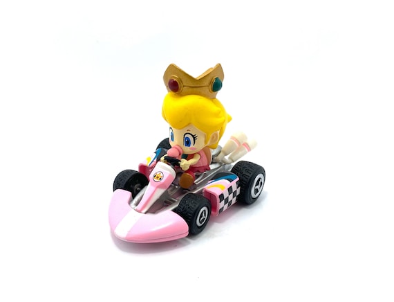 Hot Wheels Mario Kart Cat Peach Standard Car Play Vehicle 