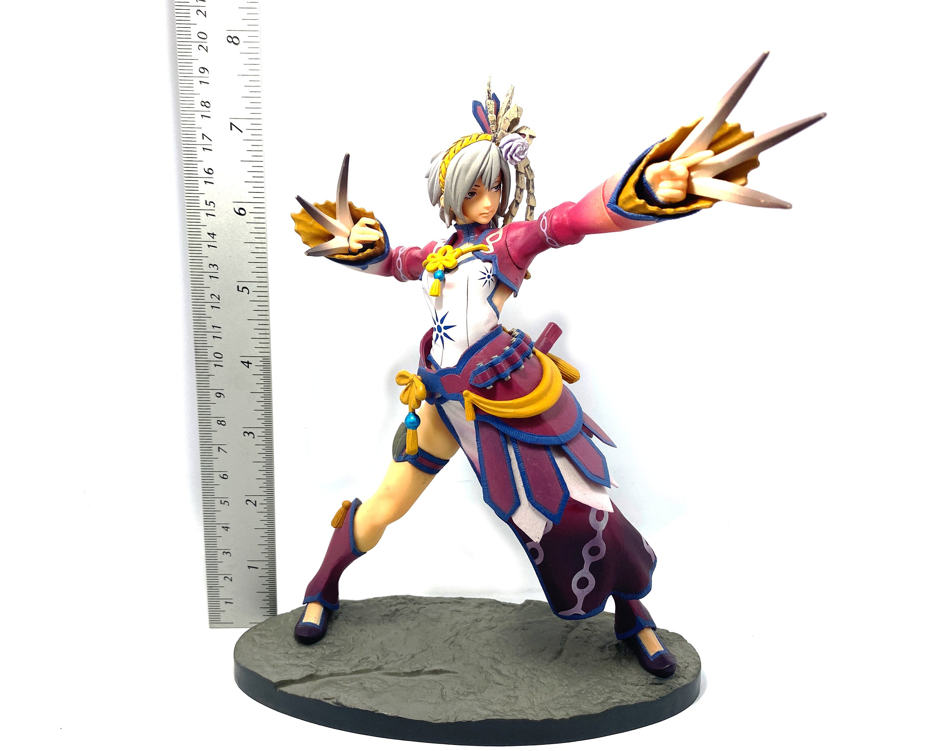 HUNTER x HUNTER MASTERPIECE フィギュア 3体セット Amazon.com: Monster Hunter 3 DX Hunter Figure : Arts, Crafts