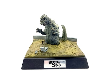 Godzilla 1984 Bandai Complete Works Diorama Mini Figure HG Japan