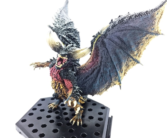 モンスターハンター ワールド ネルギガンテ フィギュア 刺々しさを忠実に表現した「ネルギガンテ」のフィギュア！ 再販売分の