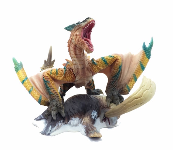 CAPCOM TIGREX フィギュア Monster Hunter Amazon.com: Capcom Monster Hunter: Tigrex (Resell Version