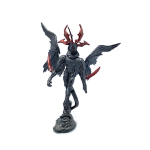 Figura Final Fantasy VIII Square Enix FF Creatures Vol. 1 sem carta - Chrome Griever