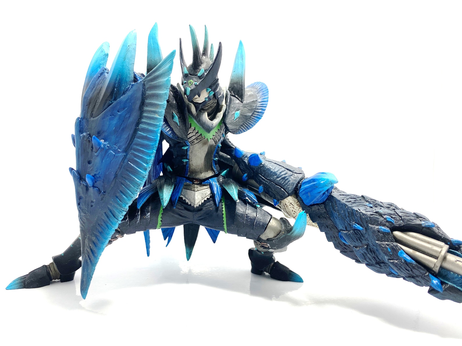 Monster Hunter Capcom Banpresto DXF Hunter Figure Abyssal Lagiacrus ...