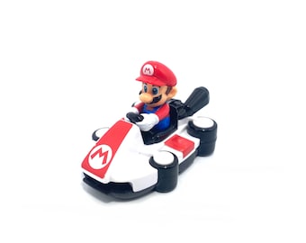 任天堂　スーパーマリオカート フィギュア　レア マリオカート』からカートにまたがるマリオがファースト4フィギュア