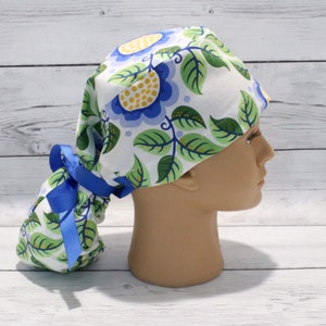 Floral Cotton Flat Front Style Ponytail Scrub Hat with elastic, Health Worker scrub cap, Flower Surgical cap, Nurses cap, Doctors cap