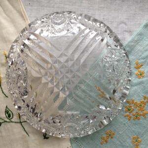 Vintage cut glass bowl