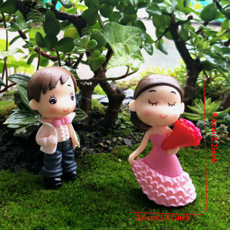 2pcs Wedding Decoration Brides Groom Figures Terrarium Figurines DIY Gnomes Fairy Garden Miniatures Bonsai Tools Resin Craft Micro Landscape