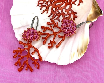 CORAL - wire crochet earrings, pink colored with shimmering orange colored crystal beads