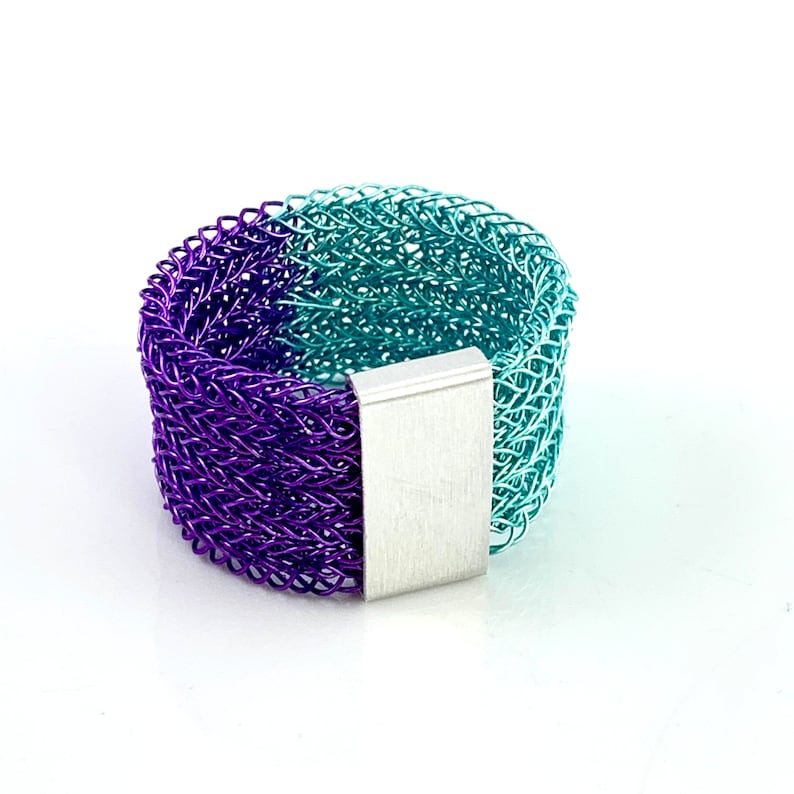 hand made wire crochet BICOLOR RING, colored copper wire with aluminium slider, color choice lila / eisblau