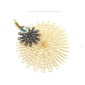 wire crochet FLOWER pendant gold/black or black/gold