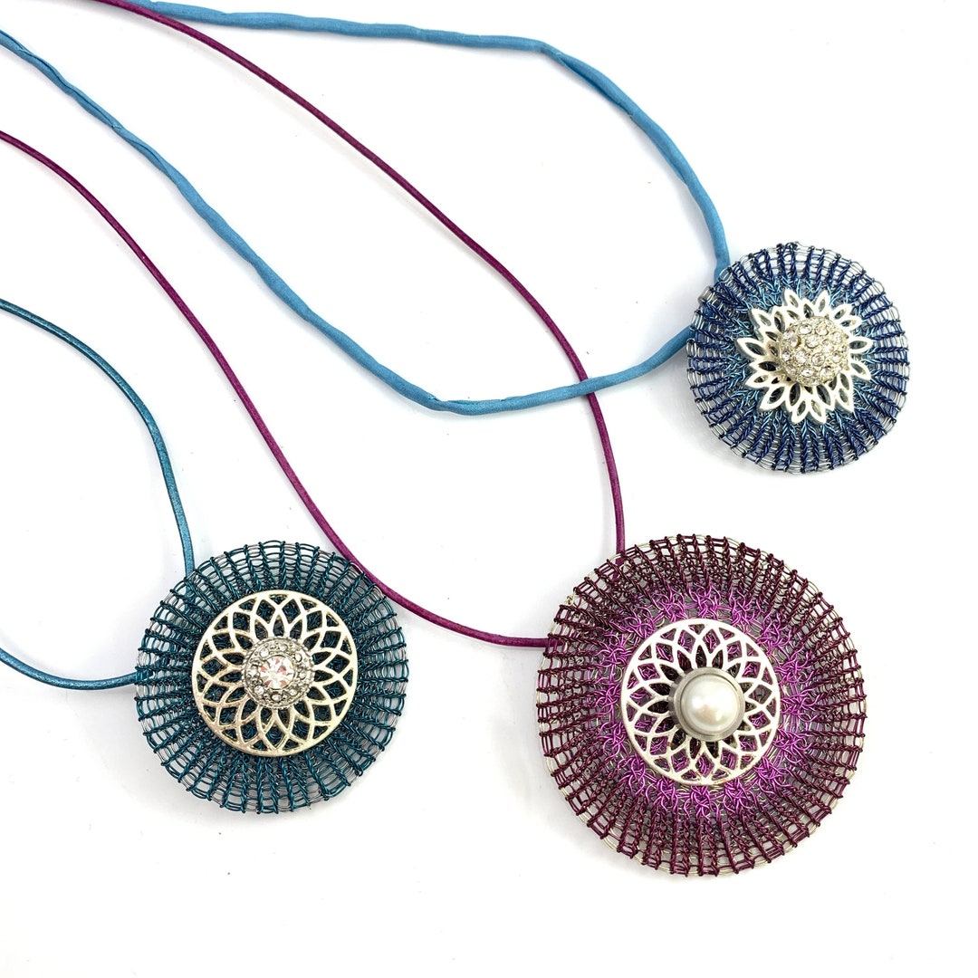 Wire Crochet Reversible Disc Pendant, Changeable System, Size and Color ...