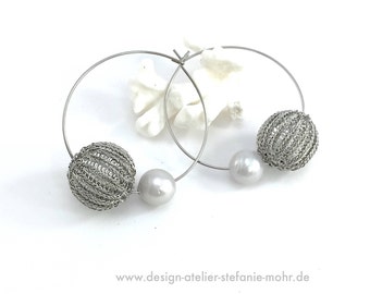 wire crochet stainless steel hoop earrings BUBBLE with freshwater pearls