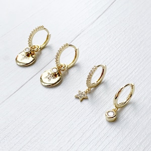 SET pendientes aro medallas y estrellas · Plata 925 baño oro 18K, circonita · Set mini pendientes aro piercing combinables segundo agujero