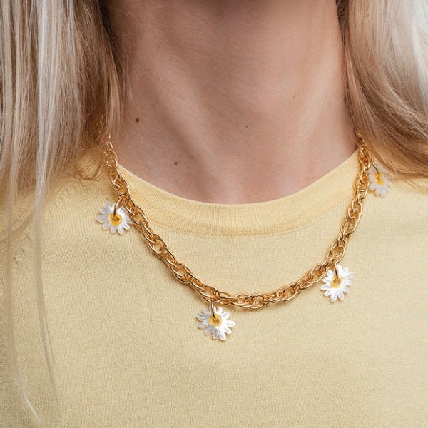 Gold Link Kette Halskette mit Perlmutt Daisy Anhänger Dicke Kette abgerundet E-Links Bad Gold 24k Charms Perlmuttblumen