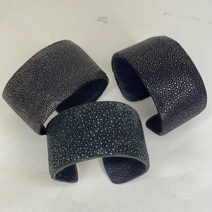 Flexible Stingray Leather Cuff Bracelete Unisex