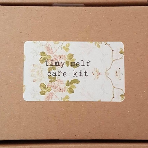 Poem Book in a Matchbox Adlestrop by Edward Thomas. Small Etsy UK