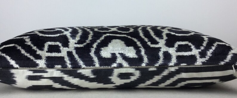 16 x 24 Silk velvet ikat pillow cover Decorative pillows Luxury home decoration Double side ikat cushion,Handmade velvet ikat pillow