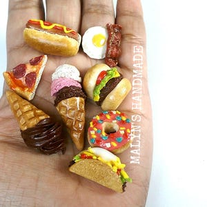 Large Miniature Toast with Egg Pin, Cute Brooch 3D Food Pin, Food Jewelry, Cute bar pin, Unique Brooch, label pin image 4