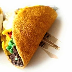 Miniature Taco Ring, Polymer Clay taco, Foodie Gift, food jewelry