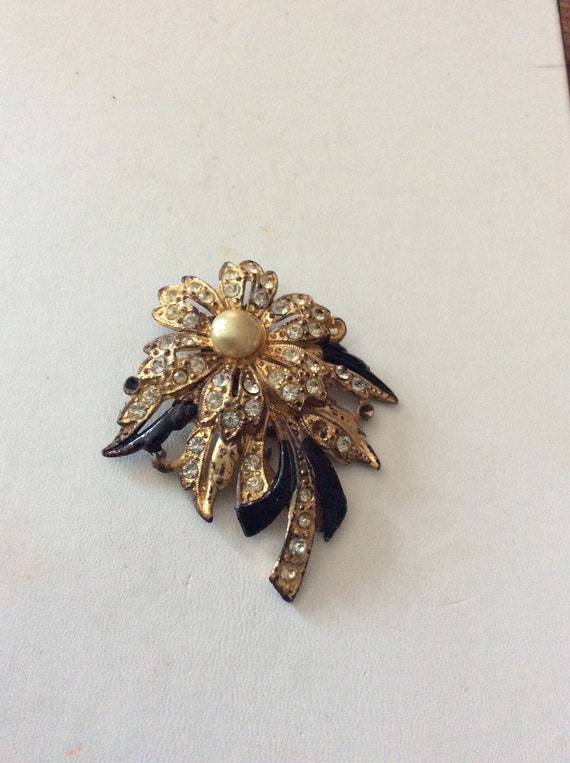 Antique floral scarf pin