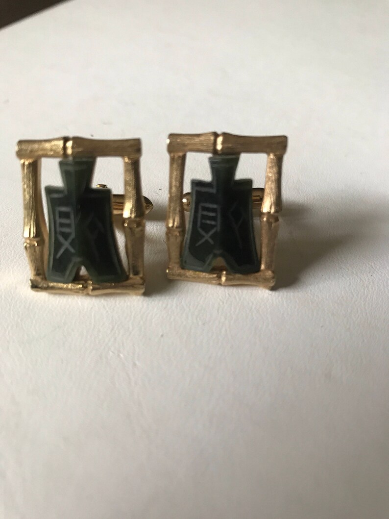 Vintage plated designed cuff links-
