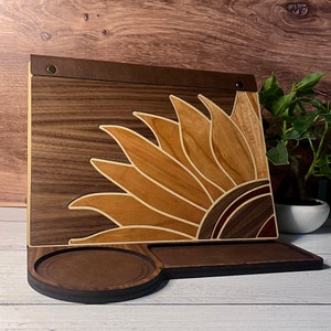 Book Valet, Book Caddy Tablet Stand, Sunflower Book Valet, Wood Book Holder, Book Holder, iPad Holder, Book Lover Gift. For sunflower lovers