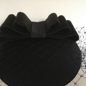 Fascinator schwarz, große Schleife, Schleier, elegant, festlich, zeitlos Bild 2