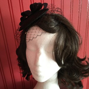 Fascinator schwarz, große Schleife, Schleier, elegant, festlich, zeitlos Bild 6