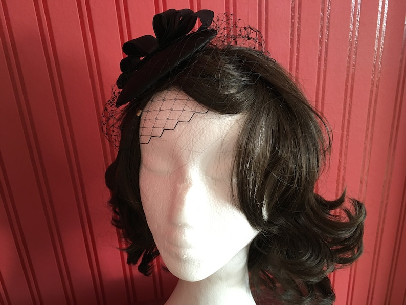 Fascinator schwarz, große Schleife, Schleier, elegant, festlich, zeitlos Bild 6