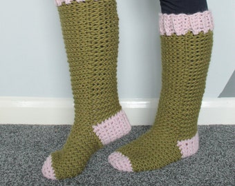 chunky crochet socks pattern/ crochet slipper socks/ knee high crochet sock pattern/ chunky crochet bed socks/ crochet wellies socks pattern