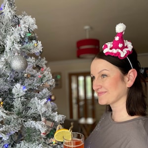 crochet party hat pattern PDF file/ party hat crochet pattern/ crochet New Years day party hat pdf pattern/ pdf crochet pattern/ crochet hat
