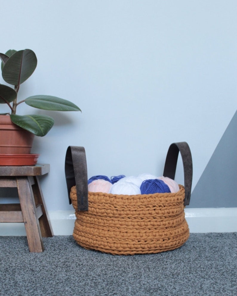 chunky crochet basket/ t-shirt yarn basket/ crochet t-shirt yarn basket/ chunky basket/ chunky crochet basket pattern image 5