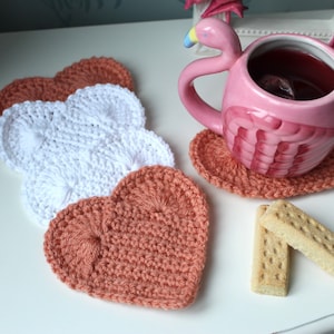 crochet heart coaster PDF pattern/ coaster crochet pattern/ heart shaped coaster/ crochet heart appliqué/ crochet pattern digital download