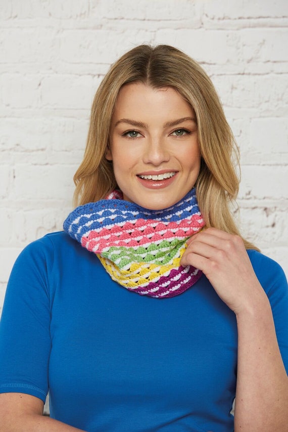 Candy Stripe Cowl Crochet Pattern/ Crochet Cowl Pattern/ Crochet
