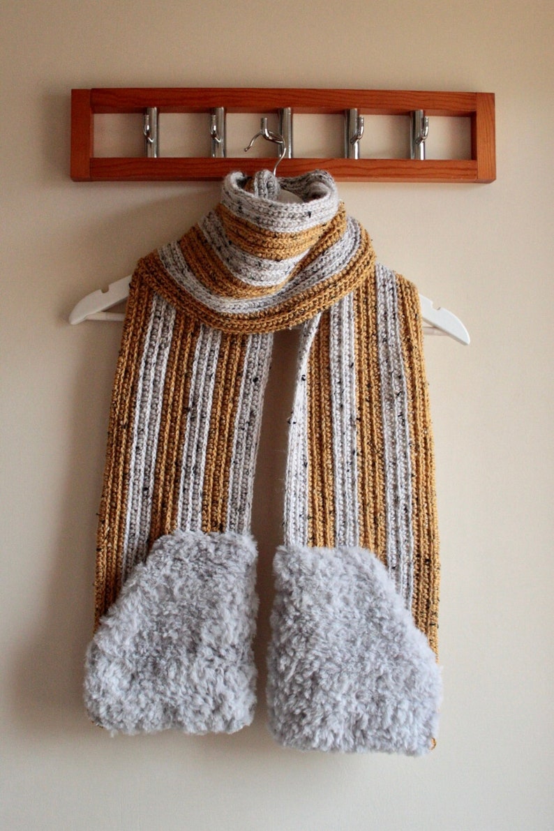 crochet scarf with pockets pdf pattern/ crochet scarf/ crochet pocket scarf/ crochet pocket shawl/ crochet women's scarf with pockets image 1