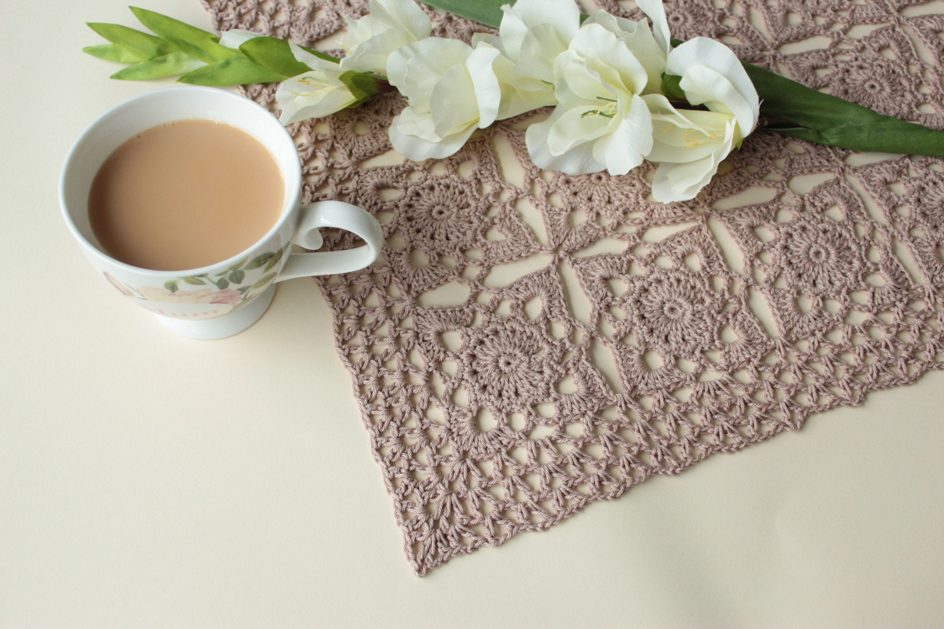38 Crochet Square Patterns to Build Your Next Project 12 crochet granny square pattern/ crochet block/ vintage