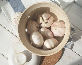 White Ceramic Garlic Keeper, White and Beige Garlic Storage Container