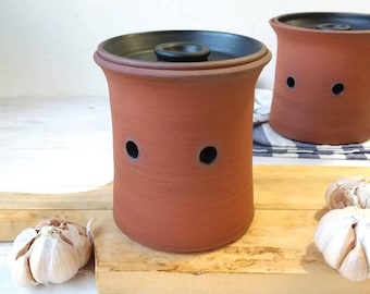 Large Ceramic Garlic Keeper, Terracotta and Black Garlic Crock, Small Handmade Rustic Storage Container